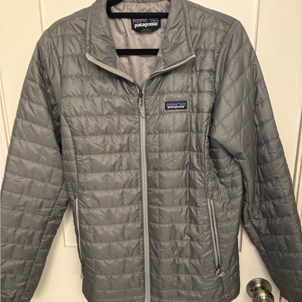 ❤️SOLD❤️ NWOT- WOMENS GRAY PATAGONIA